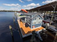 2022 Houseboat Island Lifestyle