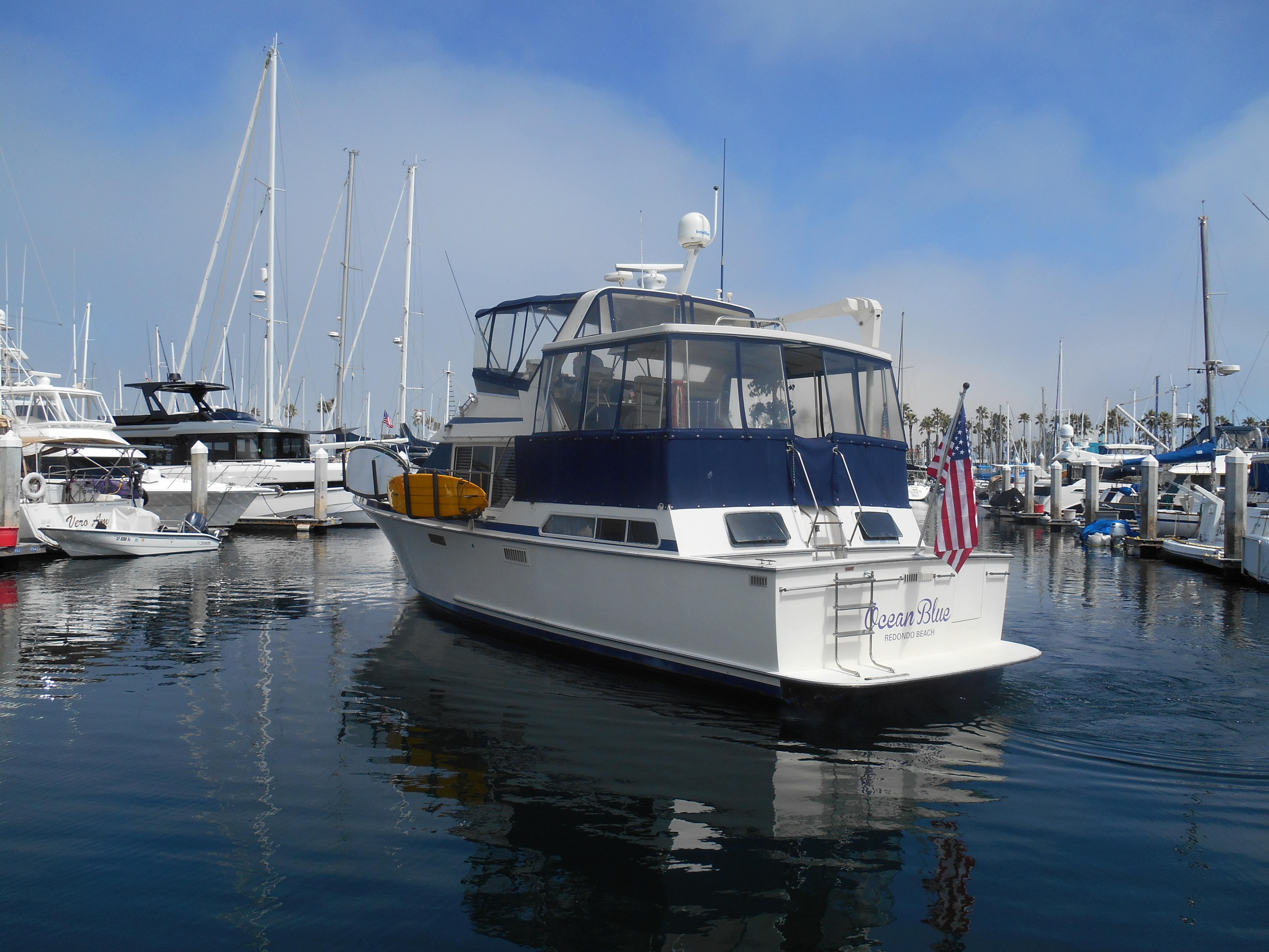 aft cabin cockpit motor yacht