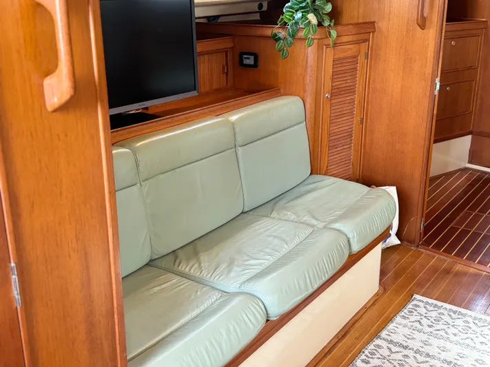 Balabusta Yacht Photos Pics 