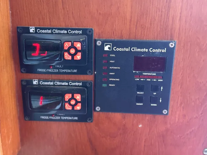 Balabusta Yacht Photos Pics 