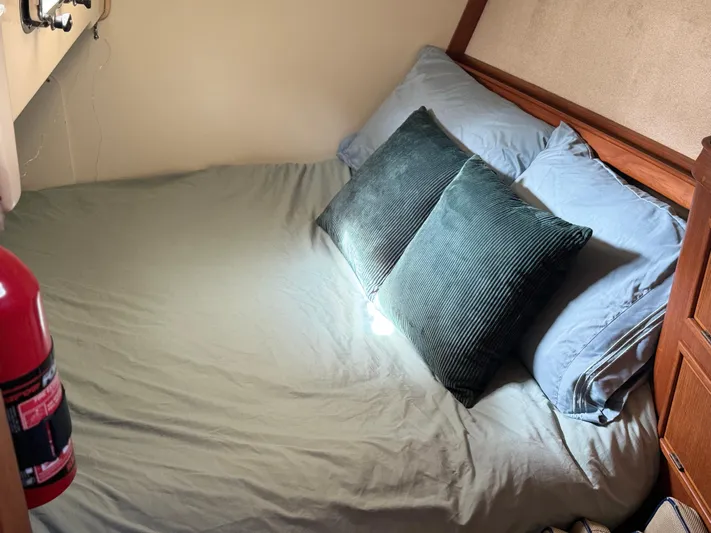 Balabusta Yacht Photos Pics 