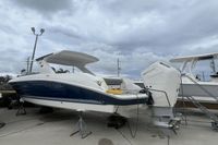 2024 Sea Ray SLX 350 Outboard