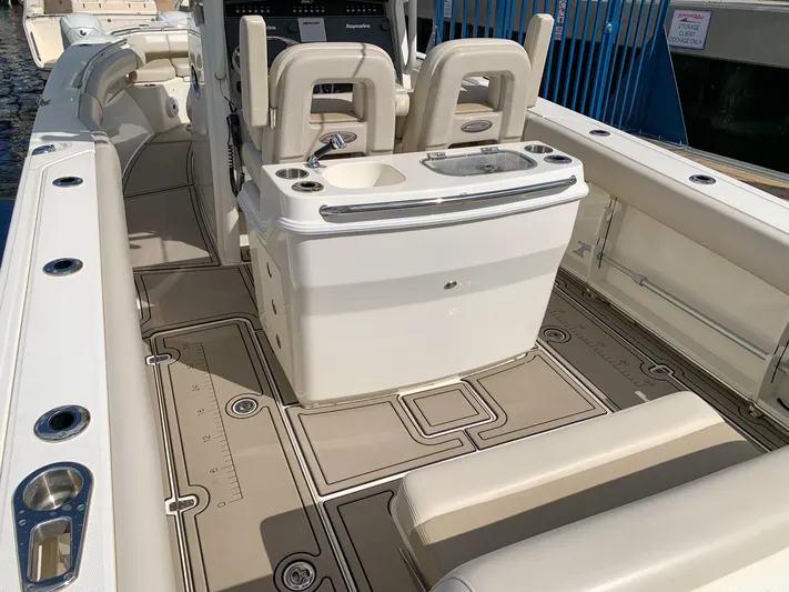 Perfect Timing... Yacht Photos Pics 