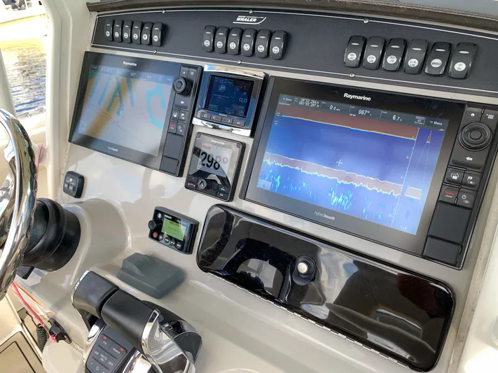 Perfect Timing... Yacht Photos Pics 