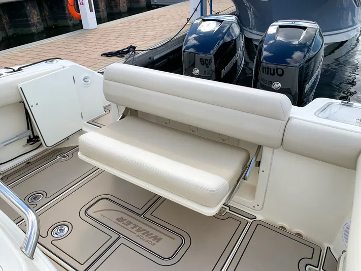 Perfect Timing... Yacht Photos Pics 