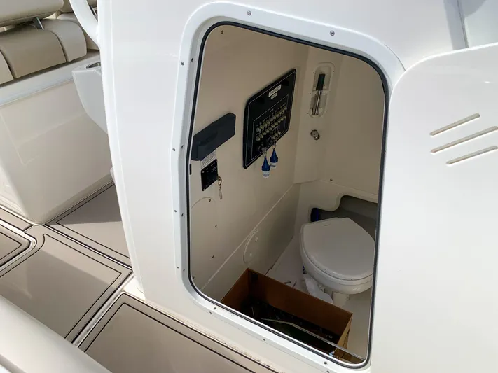 Perfect Timing... Yacht Photos Pics 