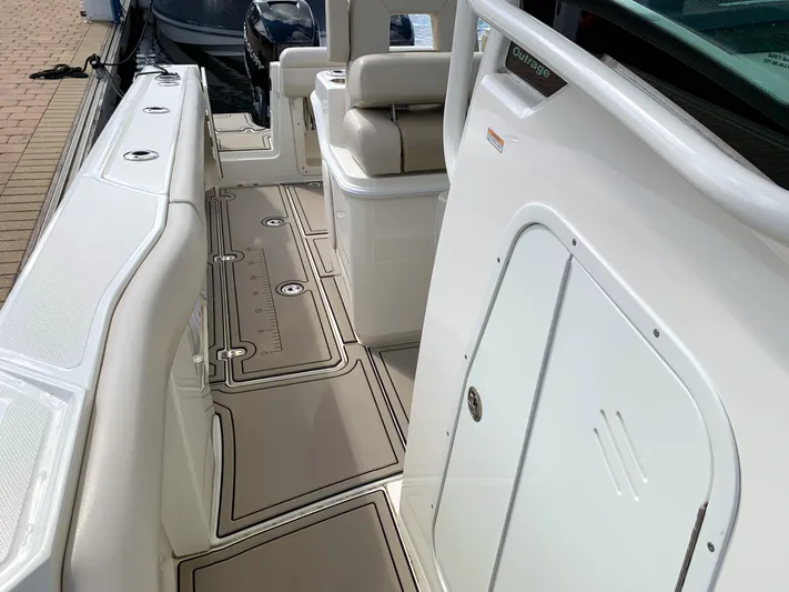 Perfect Timing... Yacht Photos Pics 