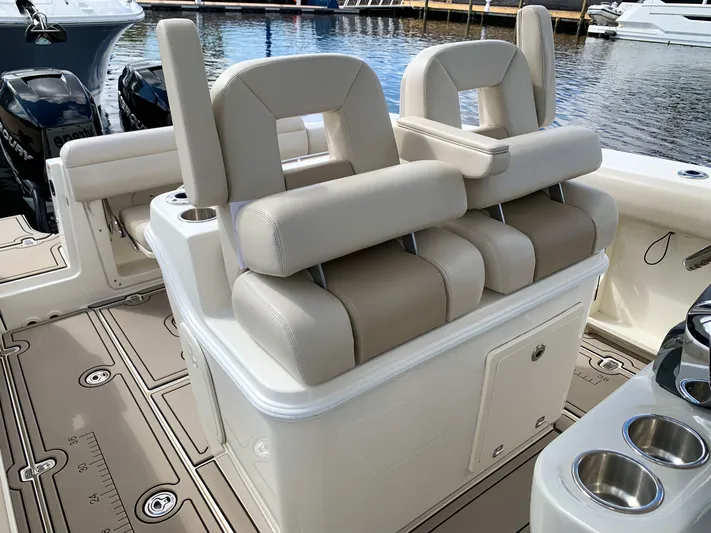 Perfect Timing... Yacht Photos Pics 