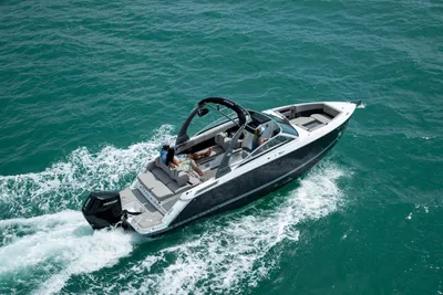 Four Winns H6C