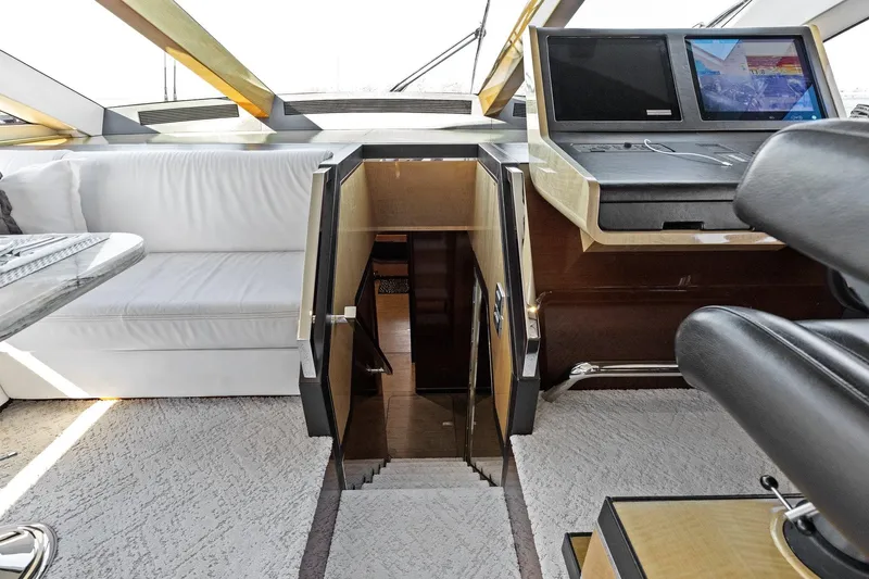 Rock Water Yacht Photos Pics 