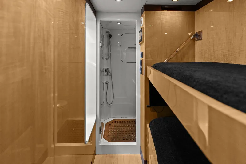 Rock Water Yacht Photos Pics 