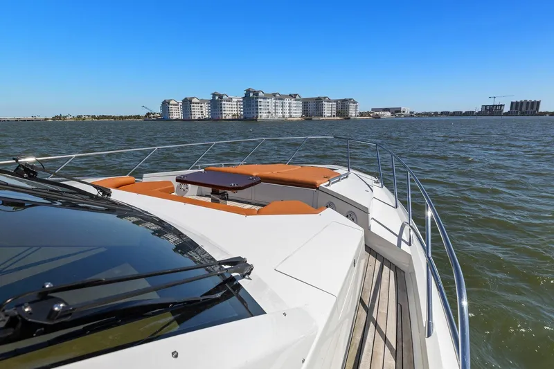Rock Water Yacht Photos Pics 