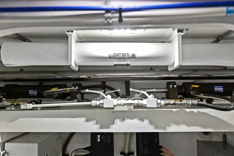 Rock Water Yacht Photos Pics 