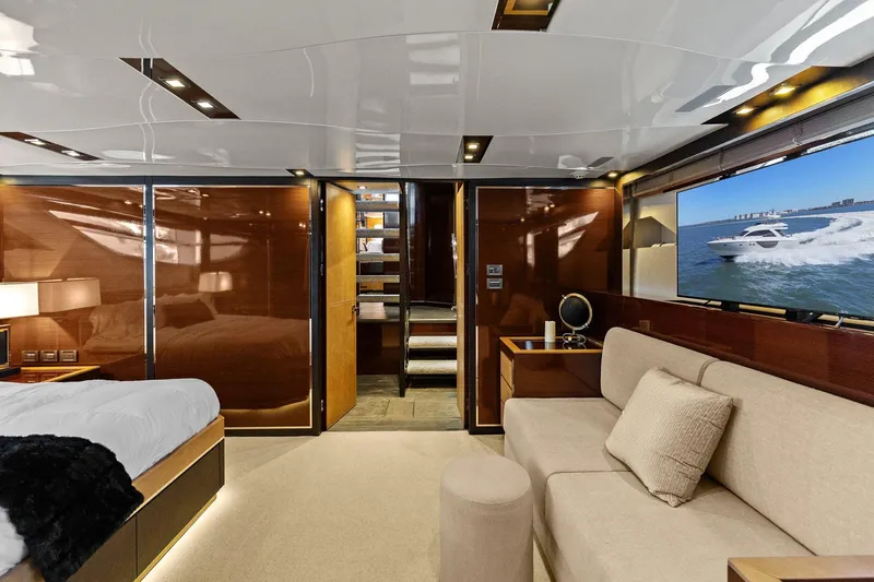 Rock Water Yacht Photos Pics 