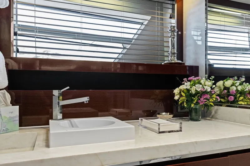 Rock Water Yacht Photos Pics 