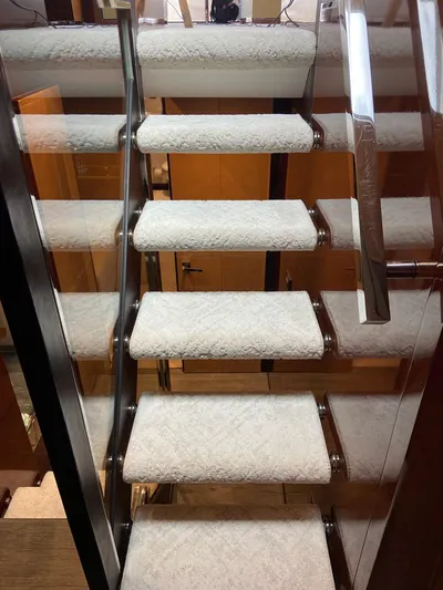 Rock Water Yacht Photos Pics 