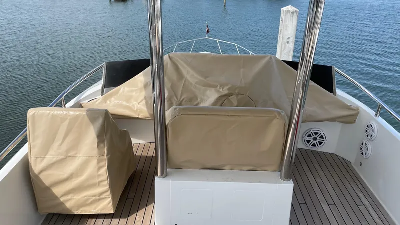 Rock Water Yacht Photos Pics 