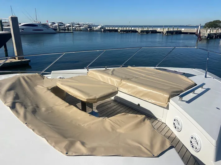 Rock Water Yacht Photos Pics 