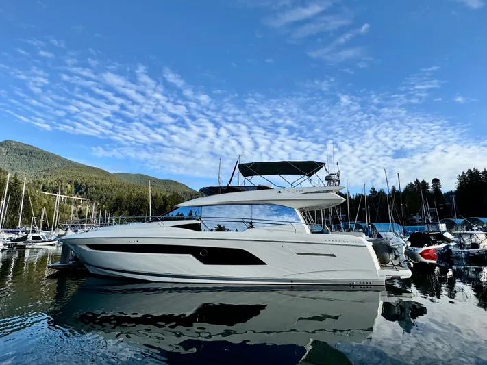 Seacresea Yacht Photos Pics 
