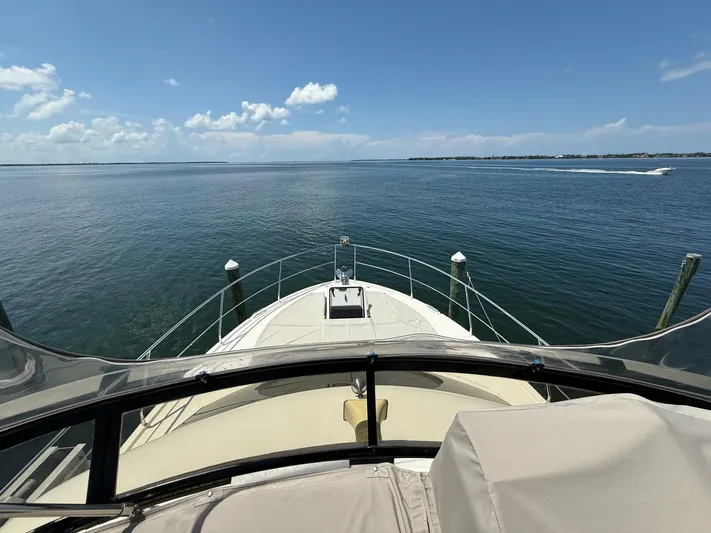 Mjm Grand Yacht Photos Pics 2020 Carver C36 Command Bridge - Image 10