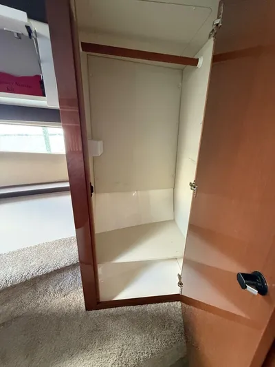 Mjm Grand Yacht Photos Pics 2020 Carver C36 Command Bridge - Image 92