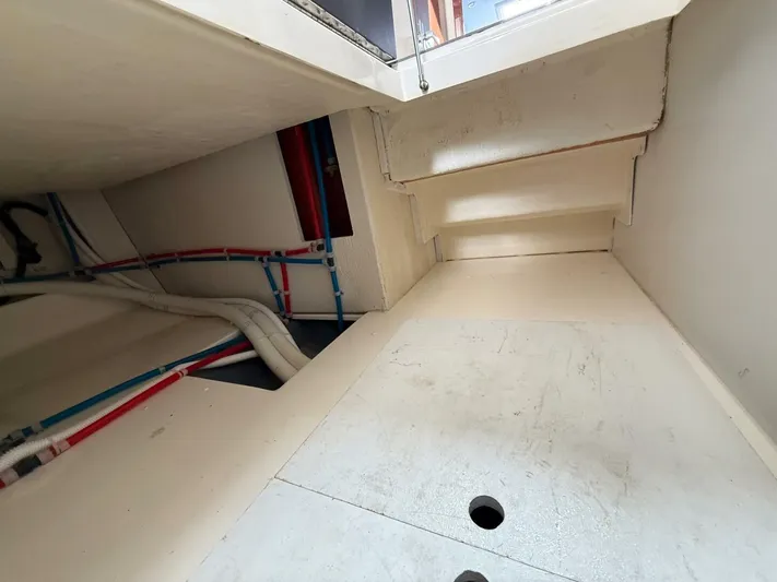 Mjm Grand Yacht Photos Pics 2020 Carver C36 Command Bridge - Image 104