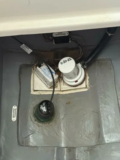 Mjm Grand Yacht Photos Pics 2020 Carver C36 Command Bridge - Image 108