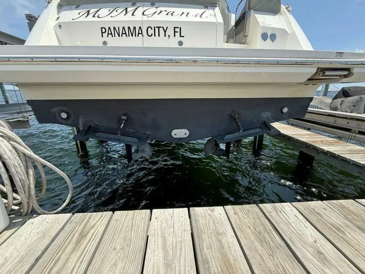 Mjm Grand Yacht Photos Pics 2020 Carver C36 Command Bridge - Image 13