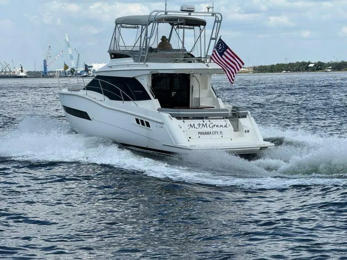 Mjm Grand Yacht Photos Pics 2020 Carver C36 Command Bridge - Image 2