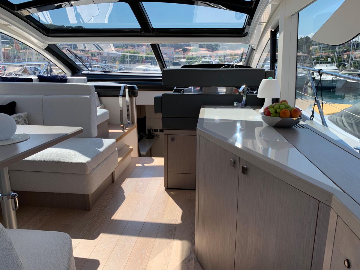 2020 Sunseeker 54 