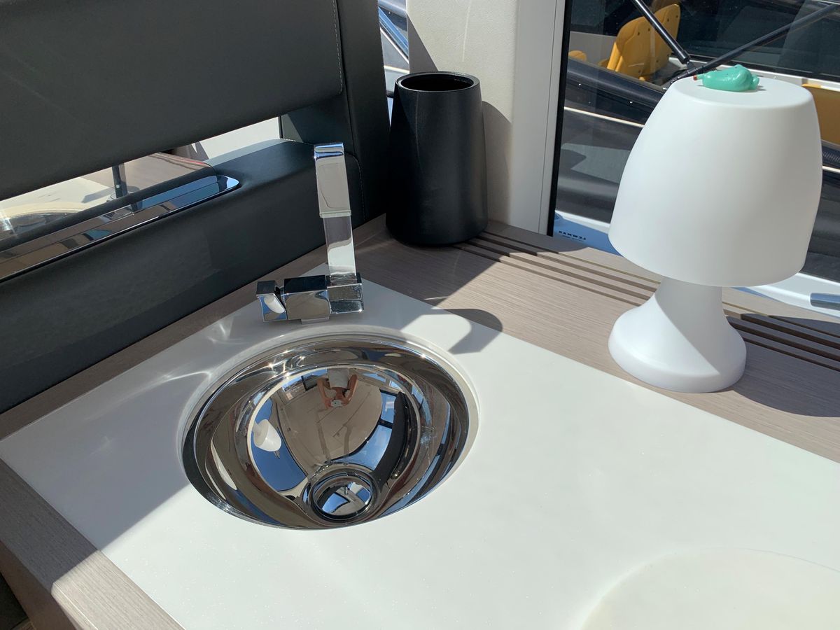 2020 Sunseeker 54 