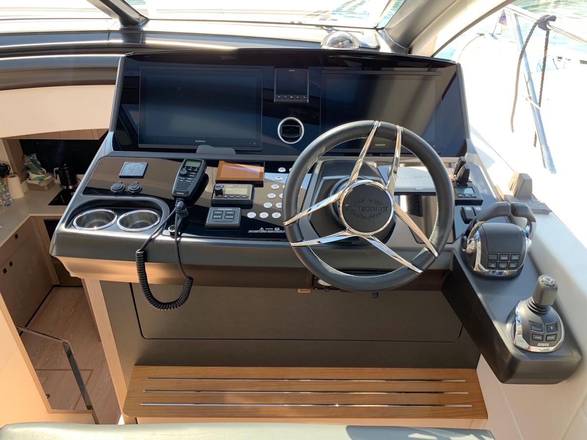 2020 Sunseeker 54 