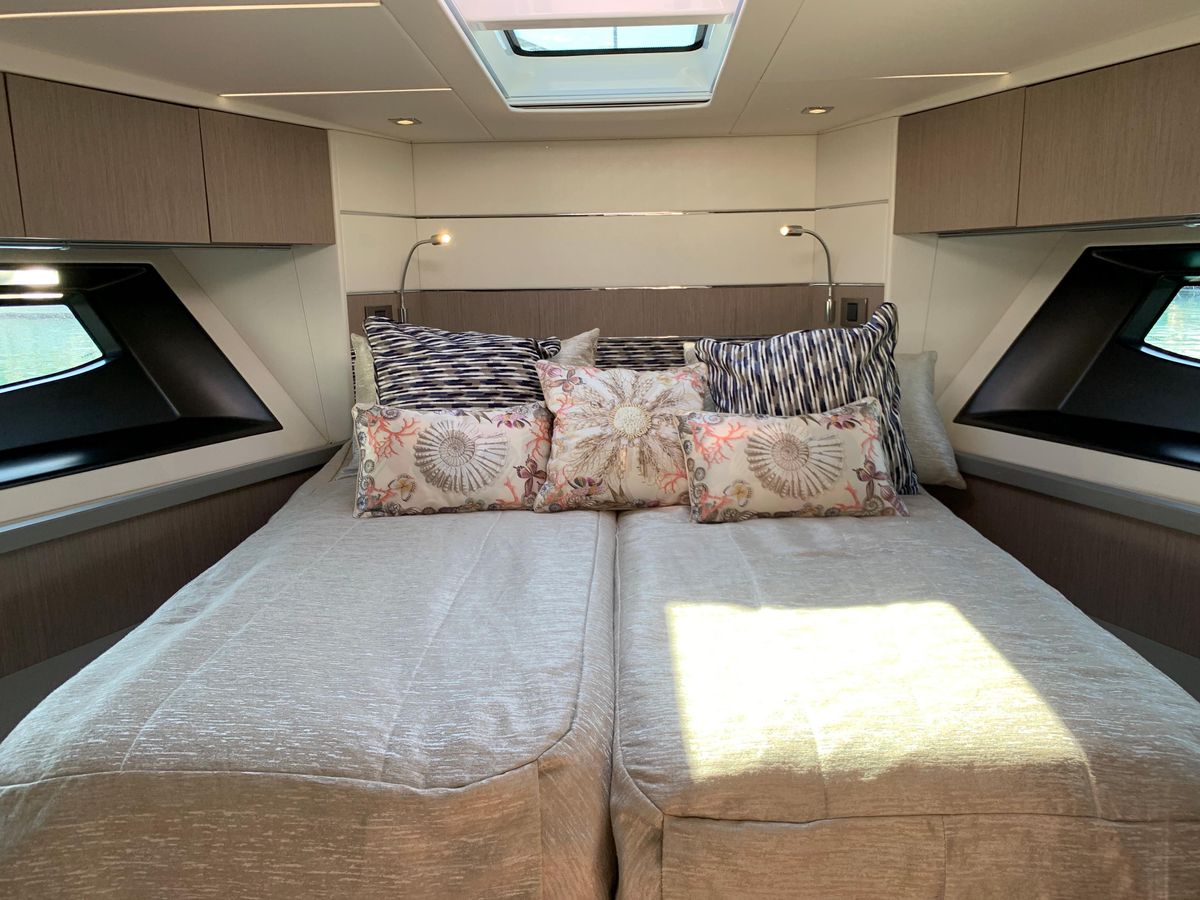 2020 Sunseeker 54 