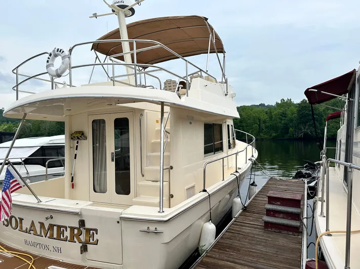 Solamere Yacht Photos Pics 