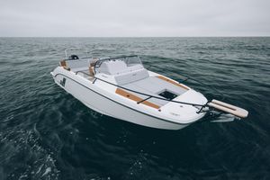 2022 Beneteau Flyer 7 Sundeck
