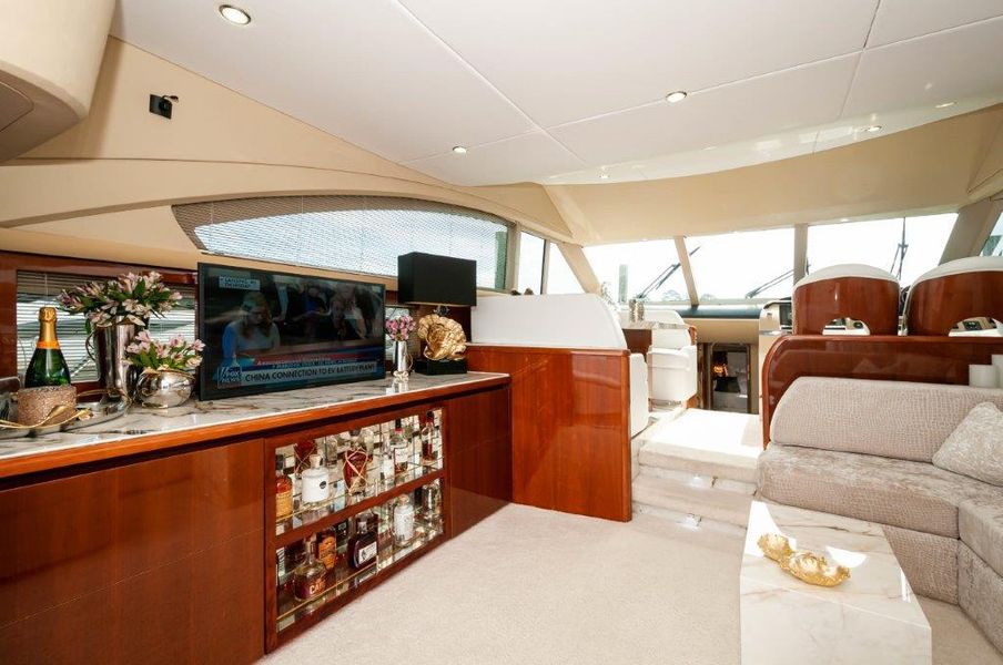 2009 Princess 54 Flybridge