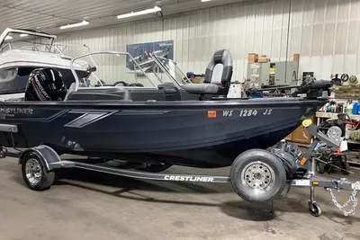 Crestliner 1650 FISH HAWK WT JS