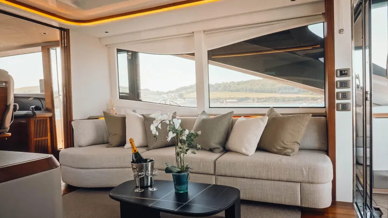 Chase Yacht Photos Pics 