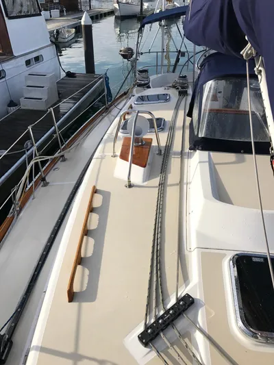Green Rosetta Yacht Photos Pics View aft - starboard side