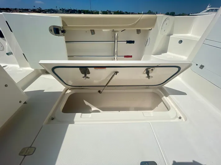 Hobi One Yacht Photos Pics 