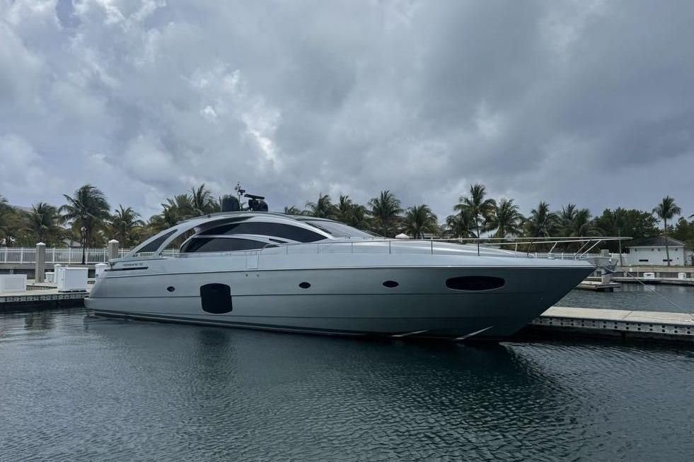 2015 Pershing 70 