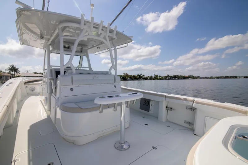 Kat Man Du Yacht Photos Pics 2017 Yellowfin 39 Center Console boat on a sunny day.