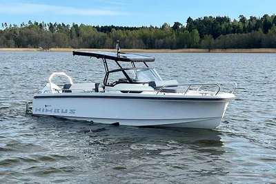 2022 Nimbus T8 T-Top