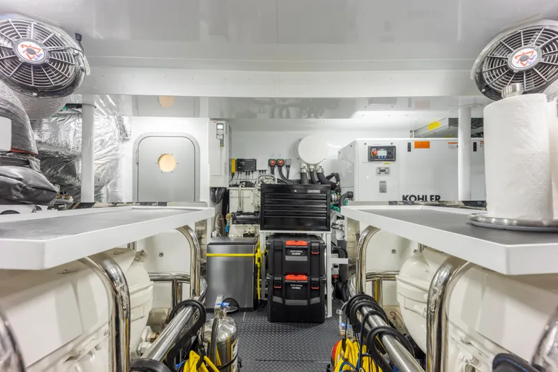 Escapement Yacht Photos Pics 