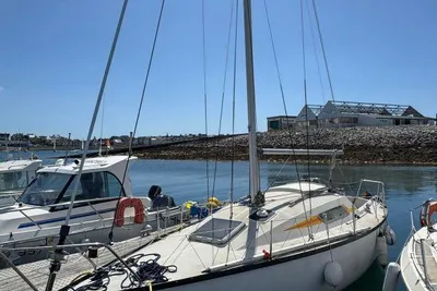 1979 Beneteau First 25 quille relevable