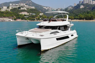 Aquila 44 Yacht