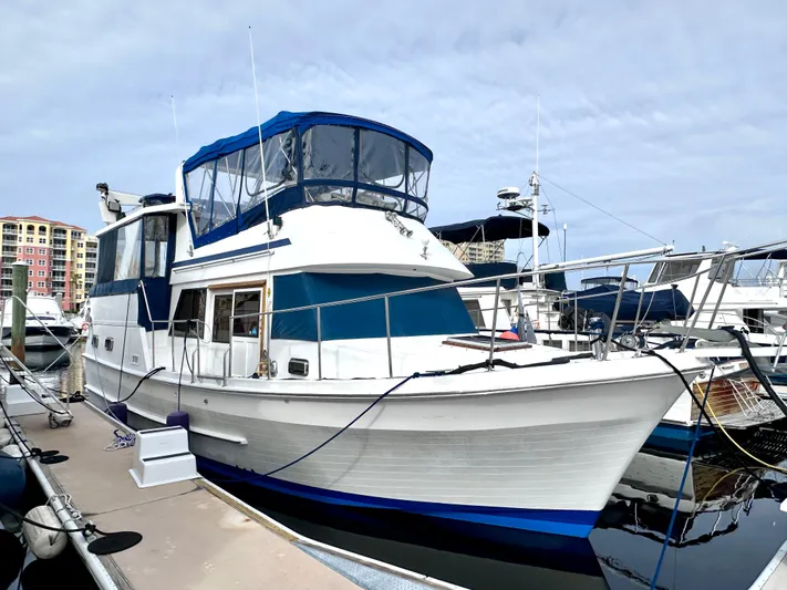 Sans Souci Yacht Photos Pics 