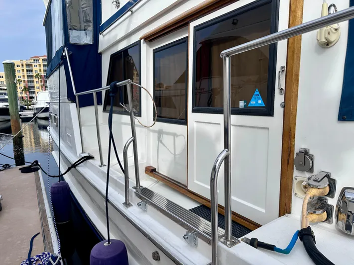 Sans Souci Yacht Photos Pics 