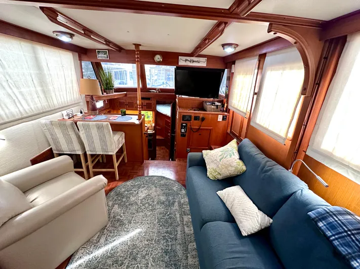 Sans Souci Yacht Photos Pics 