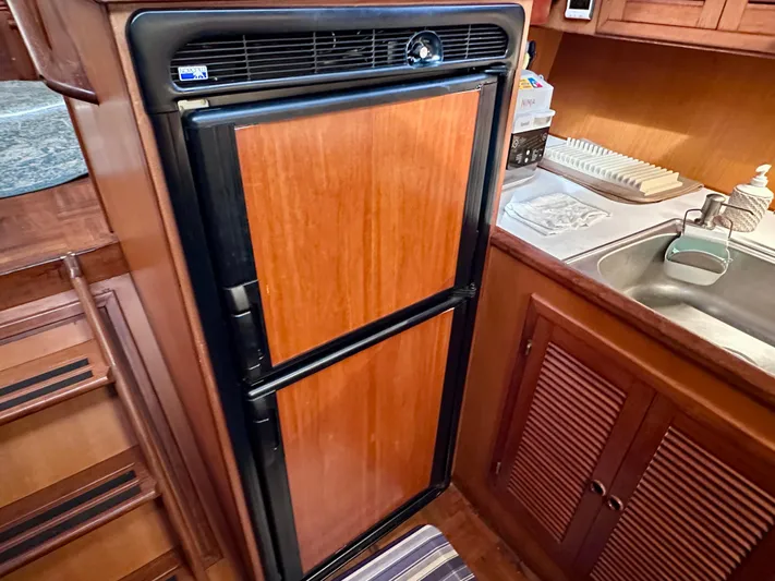 Sans Souci Yacht Photos Pics 